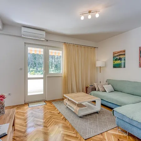 Pavluk With Balcony Porec