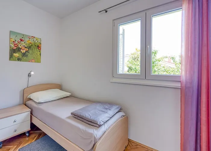 Pavluk With Balcony 아파트