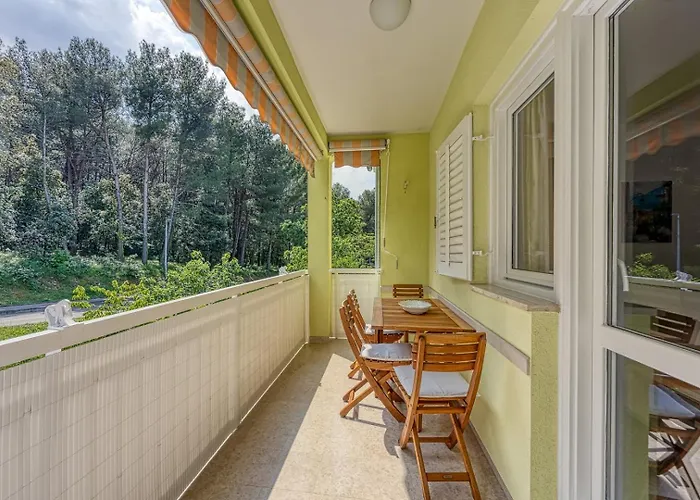 Appartamento Pavluk With Balcony